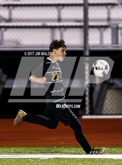 Thumbnail 1 in Kennedy @ Moreau Catholic photogallery.
