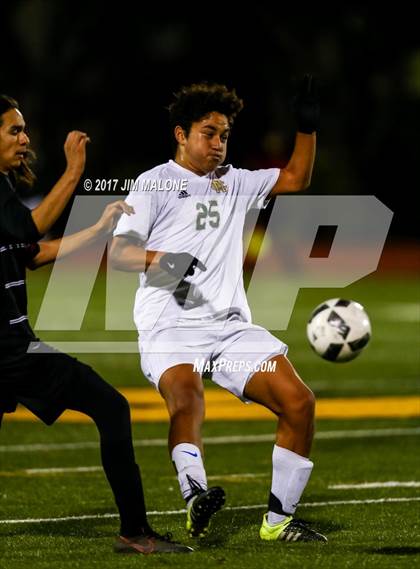 Thumbnail 1 in Kennedy @ Moreau Catholic photogallery.