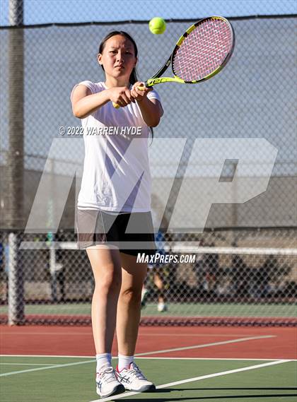 Thumbnail 2 in Burbank @ Monterey Trail photogallery.