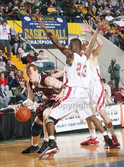 Thumbnail 1 in East Hampton vs. Peekskill (NYSPHSAA A Semifinal) photogallery.