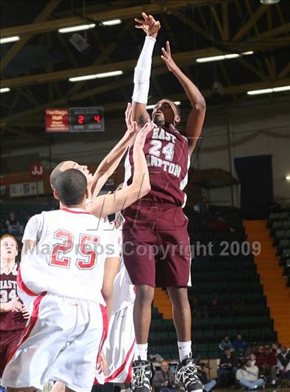 Thumbnail 2 in East Hampton vs. Peekskill (NYSPHSAA A Semifinal) photogallery.