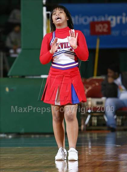 Thumbnail 1 in East Hampton vs. Peekskill (NYSPHSAA A Semifinal) photogallery.