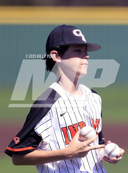 Thumbnail 1 in Grand Saline vs Wills Point photogallery.