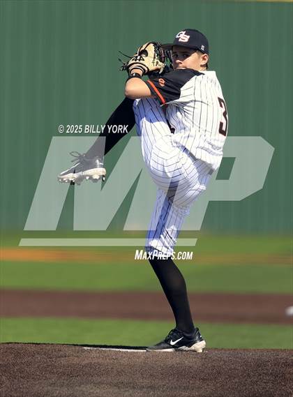 Thumbnail 3 in Grand Saline vs Wills Point photogallery.