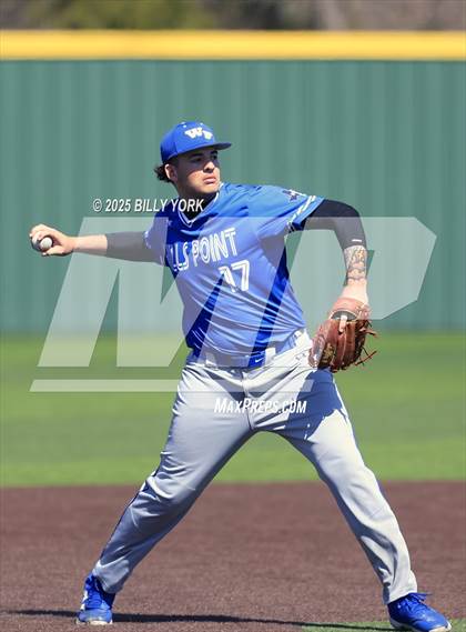 Thumbnail 3 in Grand Saline vs Wills Point photogallery.