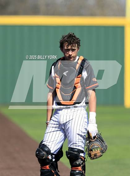 Thumbnail 3 in Grand Saline vs Wills Point photogallery.