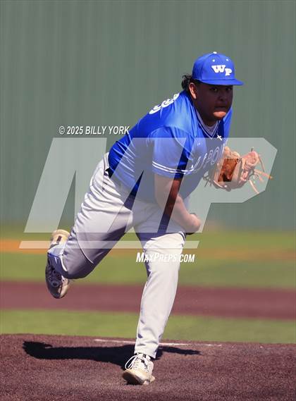 Thumbnail 1 in Grand Saline vs Wills Point photogallery.