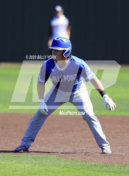 Thumbnail 1 in Grand Saline vs Wills Point photogallery.