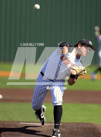 Thumbnail 1 in Grand Saline vs Wills Point photogallery.