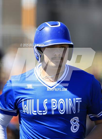 Thumbnail 3 in Grand Saline vs Wills Point photogallery.