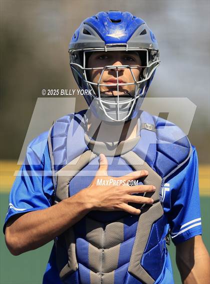 Thumbnail 2 in Grand Saline vs Wills Point photogallery.