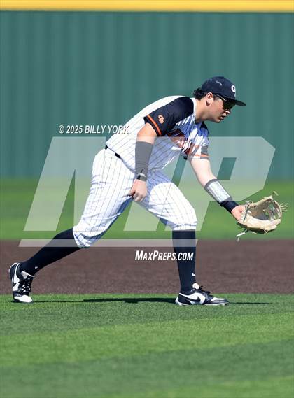 Thumbnail 3 in Grand Saline vs Wills Point photogallery.