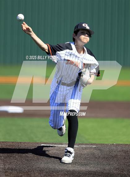 Thumbnail 2 in Grand Saline vs Wills Point photogallery.