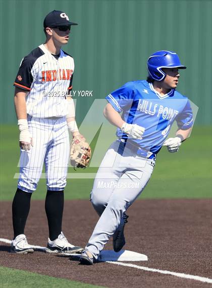 Thumbnail 2 in Grand Saline vs Wills Point photogallery.