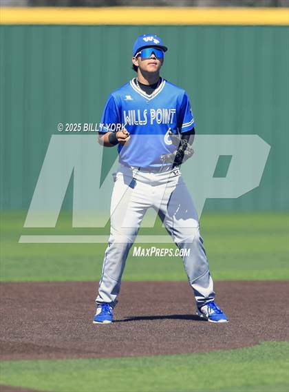 Thumbnail 2 in Grand Saline vs Wills Point photogallery.