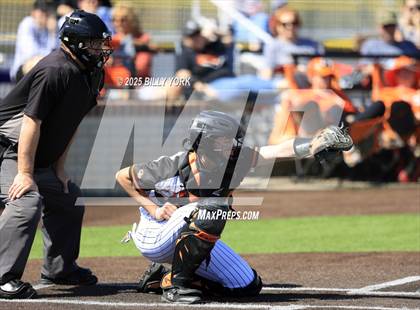 Thumbnail 2 in Grand Saline vs Wills Point photogallery.