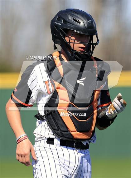 Thumbnail 3 in Grand Saline vs Wills Point photogallery.