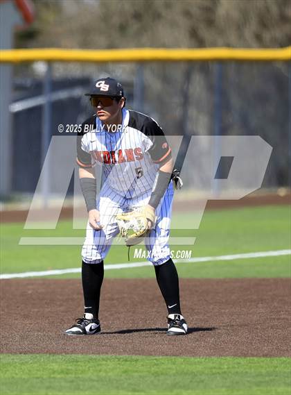 Thumbnail 2 in Grand Saline vs Wills Point photogallery.
