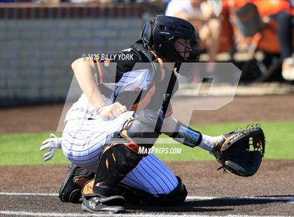 Thumbnail 1 in Grand Saline vs Wills Point photogallery.