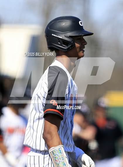 Thumbnail 1 in Grand Saline vs Wills Point photogallery.