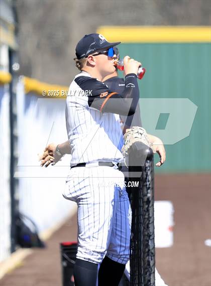 Thumbnail 3 in Grand Saline vs Wills Point photogallery.