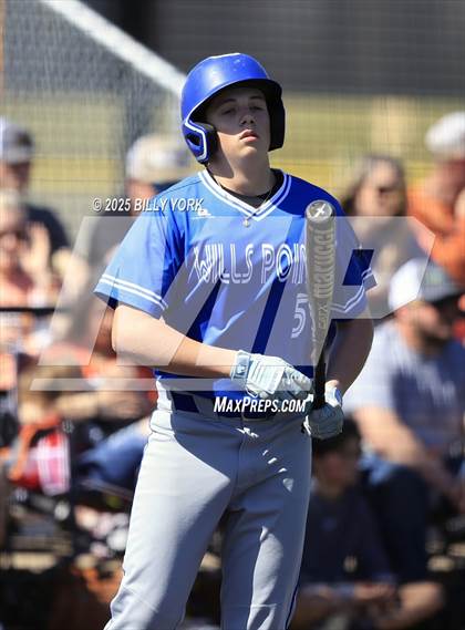 Thumbnail 1 in Grand Saline vs Wills Point photogallery.