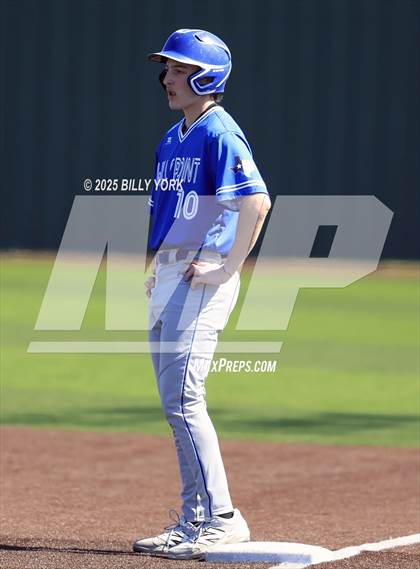 Thumbnail 3 in Grand Saline vs Wills Point photogallery.