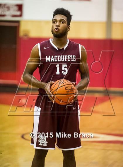 Thumbnail 1 in MacDuffie vs Bridgton Academy (St Andrew's Holiday Classic) photogallery.