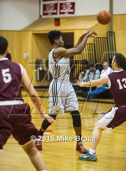 Thumbnail 3 in MacDuffie vs Bridgton Academy (St Andrew's Holiday Classic) photogallery.