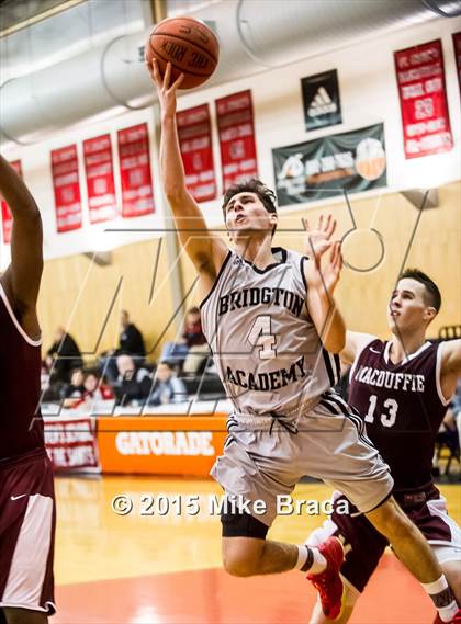 Thumbnail 3 in MacDuffie vs Bridgton Academy (St Andrew's Holiday Classic) photogallery.