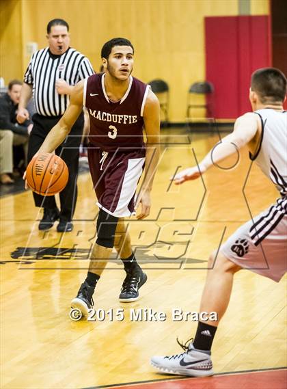 Thumbnail 2 in MacDuffie vs Bridgton Academy (St Andrew's Holiday Classic) photogallery.