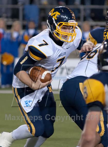 Thumbnail 2 in Whitmer vs. Archbishop Moeller (OHSAA D1 Final) photogallery.