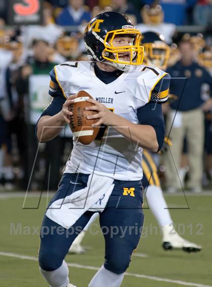 Thumbnail 2 in Whitmer vs. Archbishop Moeller (OHSAA D1 Final) photogallery.