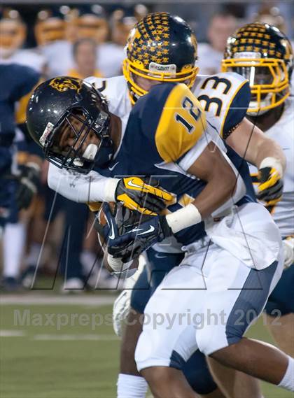 Thumbnail 2 in Whitmer vs. Archbishop Moeller (OHSAA D1 Final) photogallery.