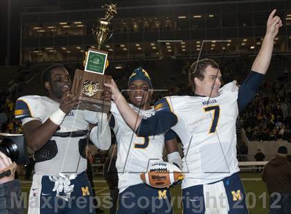 Thumbnail 3 in Whitmer vs. Archbishop Moeller (OHSAA D1 Final) photogallery.