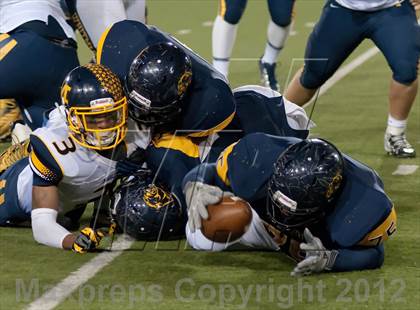 Thumbnail 2 in Whitmer vs. Archbishop Moeller (OHSAA D1 Final) photogallery.