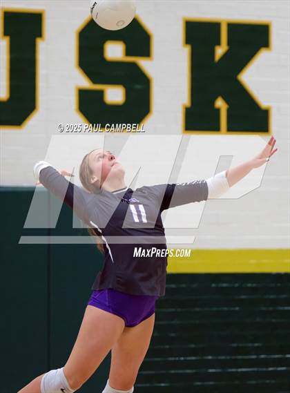 Thumbnail 3 in JV: Notre Dame Prep @ Horizon photogallery.