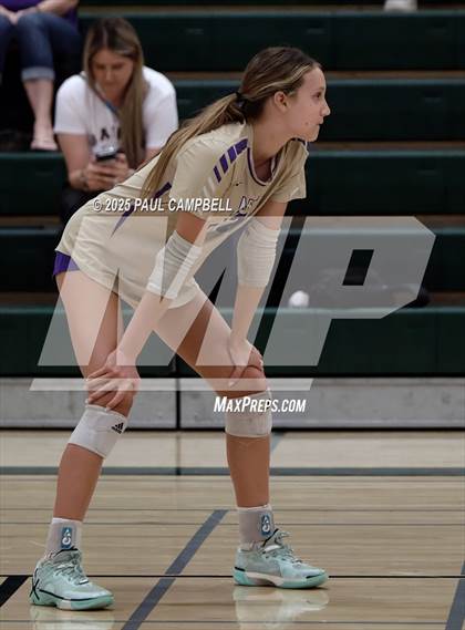 Thumbnail 1 in JV: Notre Dame Prep @ Horizon photogallery.