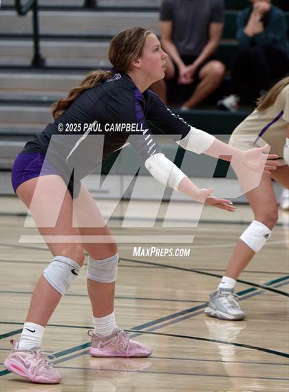 Thumbnail 2 in JV: Notre Dame Prep @ Horizon photogallery.
