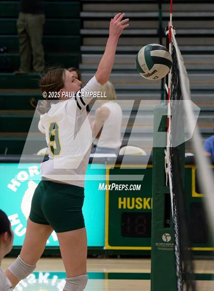 Thumbnail 2 in JV: Notre Dame Prep @ Horizon photogallery.
