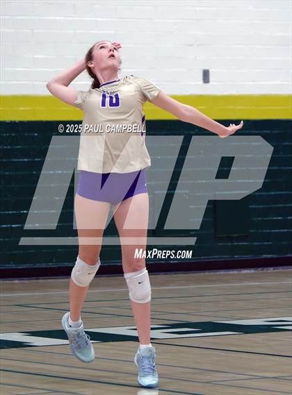 Thumbnail 2 in JV: Notre Dame Prep @ Horizon photogallery.