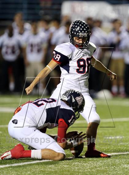 Thumbnail 1 in Allen vs. Round Rock Westwood (UIL 5A Division 1 Regional Playoff) photogallery.