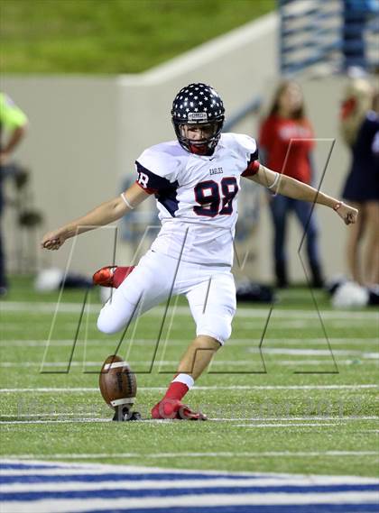 Thumbnail 2 in Allen vs. Round Rock Westwood (UIL 5A Division 1 Regional Playoff) photogallery.