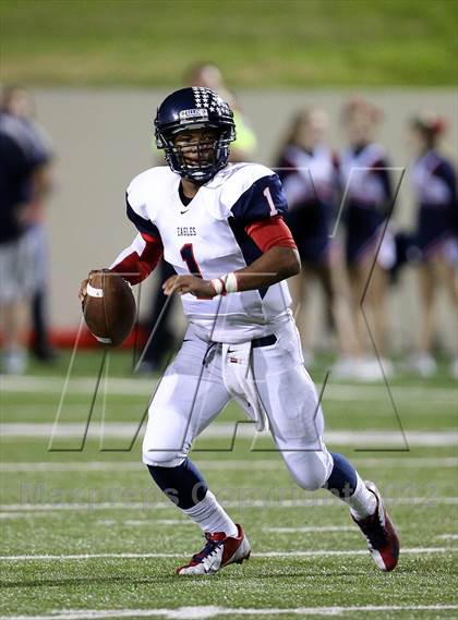 Thumbnail 1 in Allen vs. Round Rock Westwood (UIL 5A Division 1 Regional Playoff) photogallery.