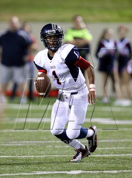 Thumbnail 2 in Allen vs. Round Rock Westwood (UIL 5A Division 1 Regional Playoff) photogallery.