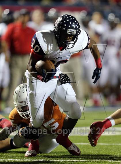 Thumbnail 1 in Allen vs. Round Rock Westwood (UIL 5A Division 1 Regional Playoff) photogallery.