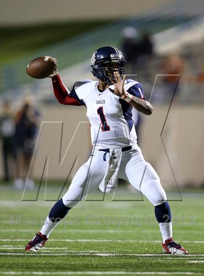 Thumbnail 3 in Allen vs. Round Rock Westwood (UIL 5A Division 1 Regional Playoff) photogallery.