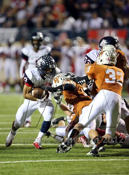 Thumbnail 1 in Allen vs. Round Rock Westwood (UIL 5A Division 1 Regional Playoff) photogallery.