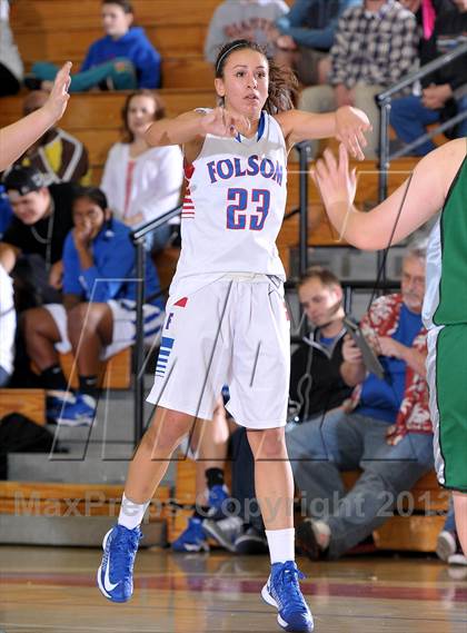 Thumbnail 1 in Ponderosa vs. Folsom (Lady Bulldogs Winter Classic) photogallery.