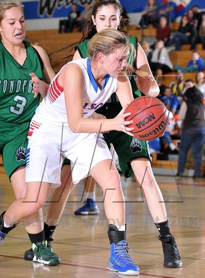 Thumbnail 2 in Ponderosa vs. Folsom (Lady Bulldogs Winter Classic) photogallery.